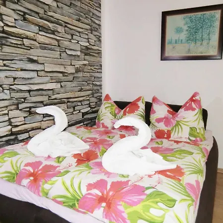 Apartment Ferienunterkunfte *
