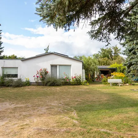 Ferienunterkunfte * Wusterhusen